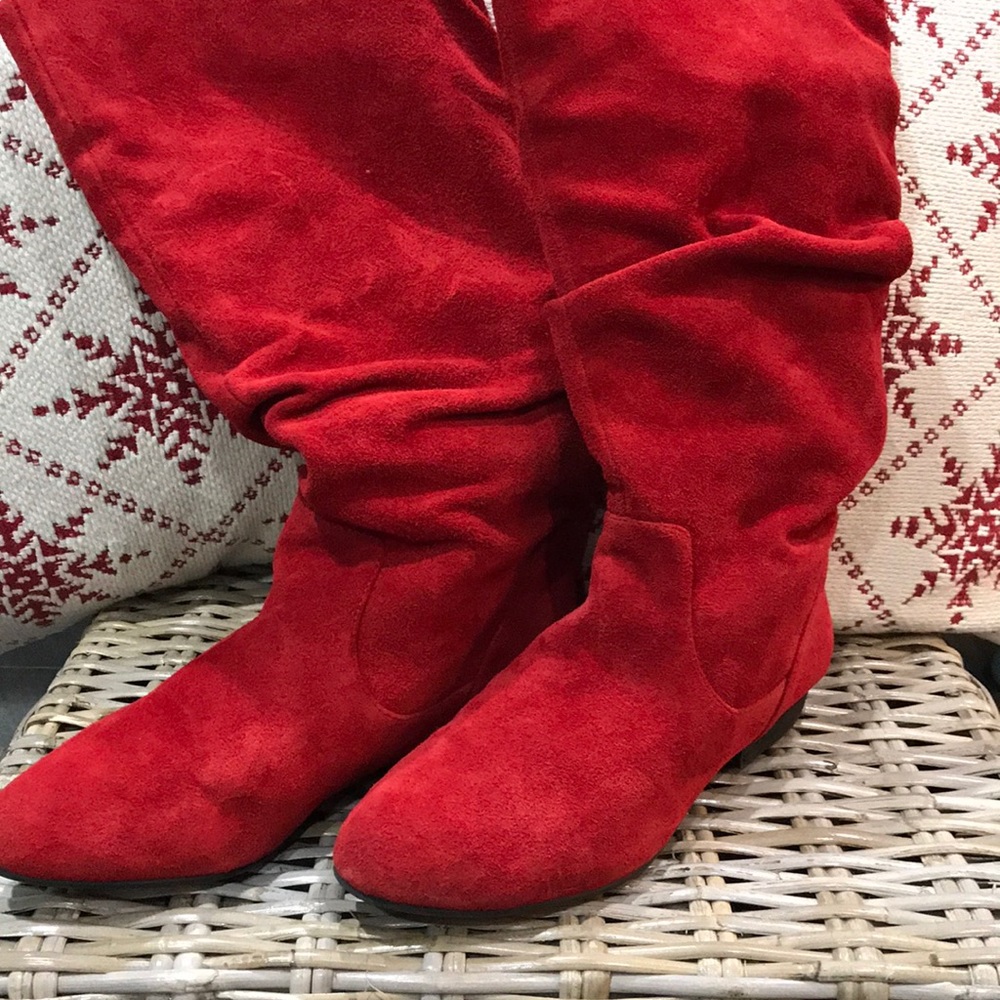 🌸RED SUEDE Boots!
